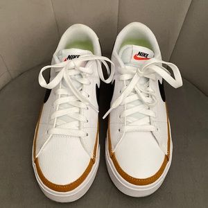 Nike Women’s Court Legacy Next Nature shoe